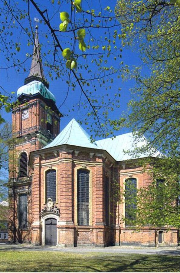 Unterkunft Direkt An Der Schelfkirche ชเวียรีน ภายนอก รูปภาพ
